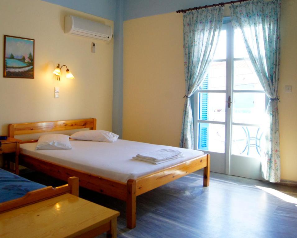 Idroussa Apartman Bací Szoba fotó
